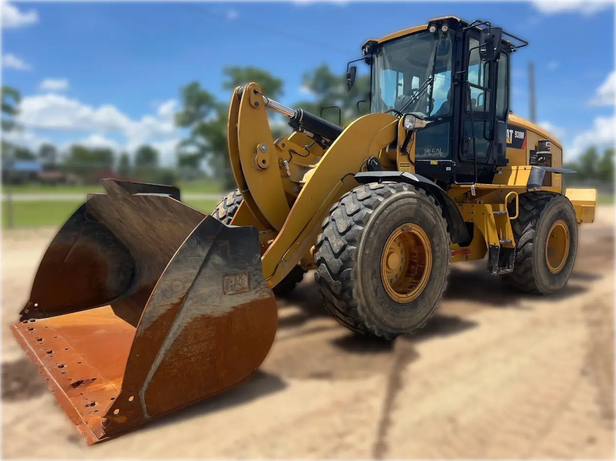 2017 CATERPILLAR 938M