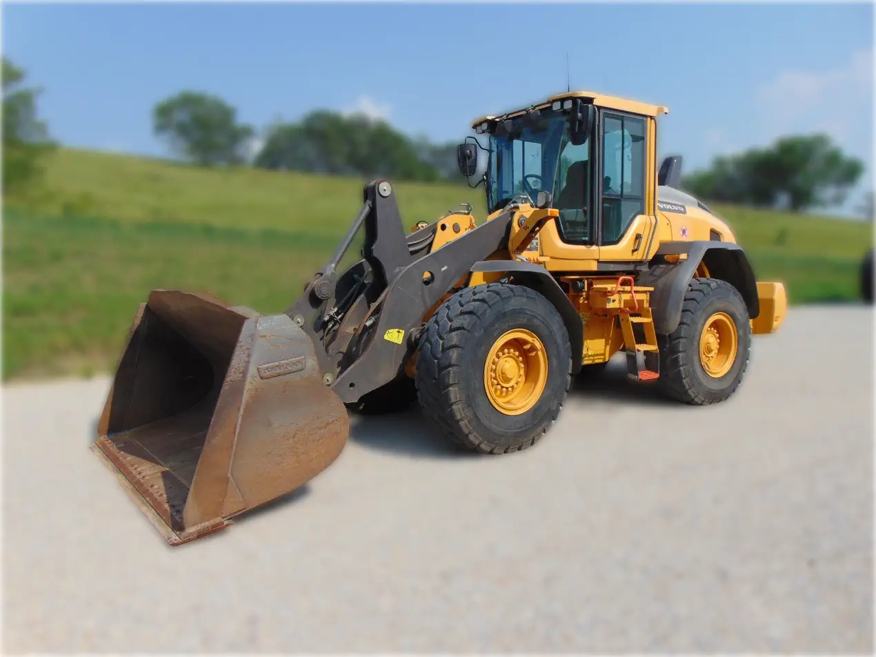 2018 VOLVO L90H